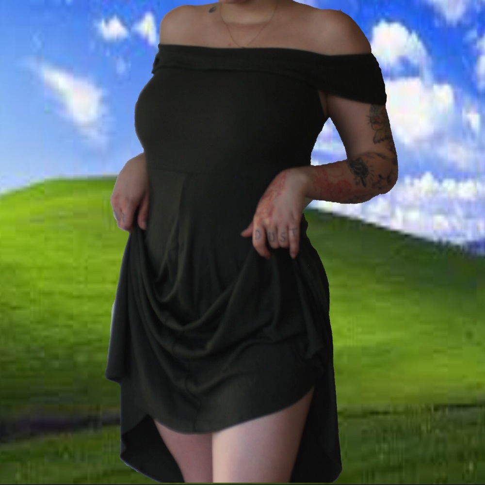 Shoulderless midi dress